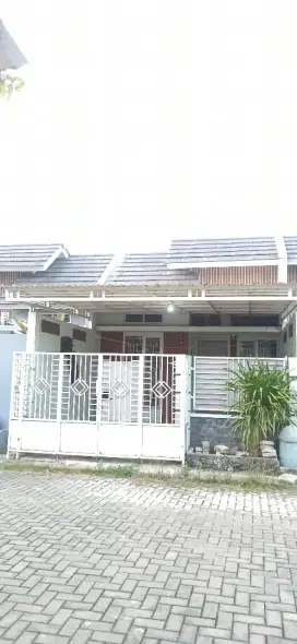 Rumah di Sentraland Boulevard Cluster Cul De Sac