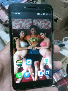 Asis Zenfone live ram 2/16 4g