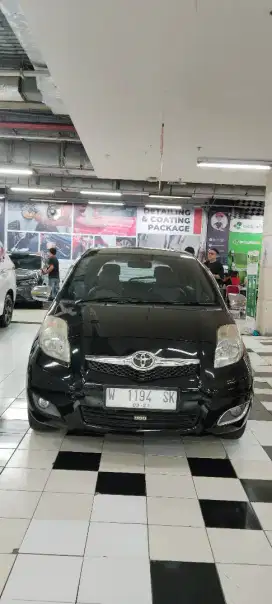 Toyota Yaris E 2011 Automatic
