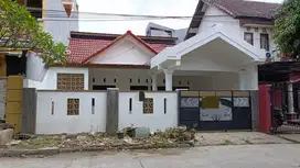 DIJUAL RUMAH BAGUS JALUR UTAMA DI BINTANG METROPOL BEKASI