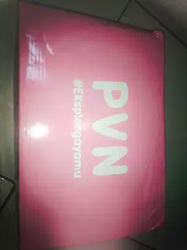 Sepatu pvn gongchan (Baru)