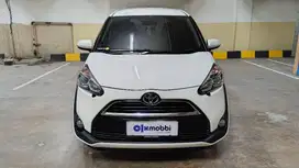 TDP 8,JT Toyota Sienta 1.5 V Bensin-AT Putih 2016