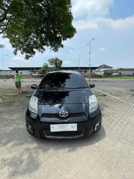 TOYOTA YARIS  2012