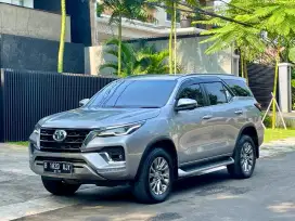 FACELIFT! Fortuner VRZ 2.4 AT 2021 Silver