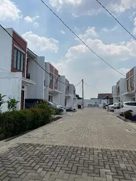 Rumah Baru Siap Huni Dalam Cluster Area Rawalumbu Kota Bekasi