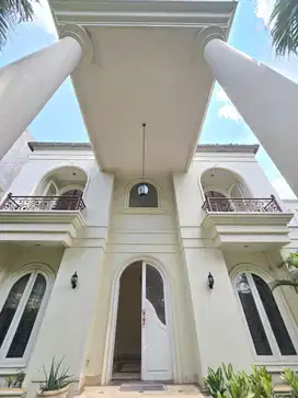 Disewakan Luxury House Kemang Dalam