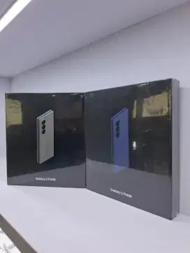 Samsung Z Fold 6 SEIN new Free Adaptor 45W