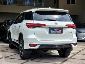 KM 39 RB! TOYOTA FORTUNER 2.8 DIESEL GR SPORT AUTOMATIC 2022 PUTIH