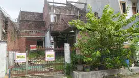 Dijual Rumah Murah 1/2 Jadi di Tengah Kota Sidorajo