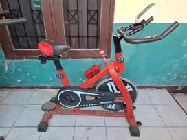 Sepeda Statis BodyMaster (Nett)