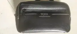 Tas Selempang pria handbag tumi