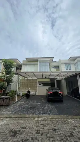 Rumah The Eminent BSD Cluster Ingenia Hadap Selatan Tdk Hadap Tetangga