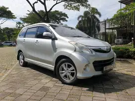 NEW AVANZA VELOZ M/T 1.5 thn 2012 Mobil keluarga dan siap pakai