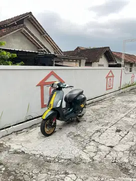 Dijual Vespa Sprint ABS 150 Limited Edition