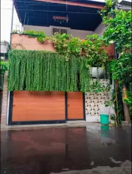 Rumah 2 lantai di pesona Laguna bisa untuk usaha
