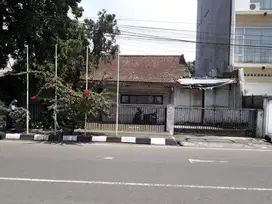 Rumah Lama Hitung Tanah Mainroad Pajajaran Cocok buat Usaha