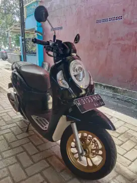 Scoopy 2021 Prestige Istimewa