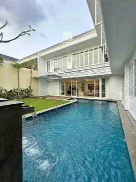 Rumah Baru Mewah Luas Private Poll Besar Di Kemang Jakarta Selatan