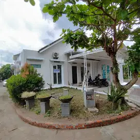 Rumah bagus di dalam perumahan elit greenhiill