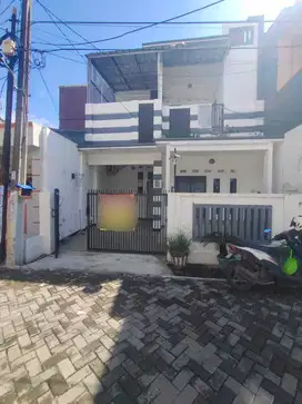 Disewakan rumah di harapan indah 1,kota bekasi