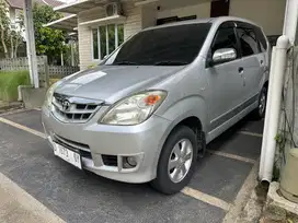 Avanza G 2011 mulus mobil keluarga toyota avansa silver xenia bandung
