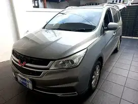 DP Rendah  9JT Wuling Cortez 1.5S T Lux+ Bensin-AT 2021 Silver
