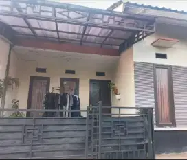 RUMAH 500 JUTA AKSES MOBIL PONDOK AREN