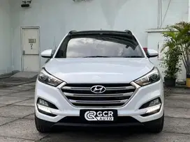 KM 53 RIBU RECORD! HYUNDAI TUCSON 2.0 XG CRDI DIESEL MATIC NIK 2017