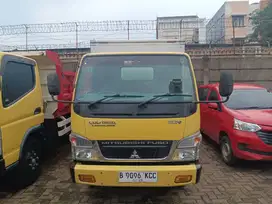 MITSUBISHI CANTER COLT DIESEL ENGKEL BOX FE 71 MT TAHUN 2018