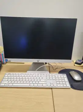 Asus All in one V222 1 set