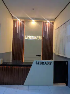 Meja resepsionis , Meja belajar , Meja rias , Meja kerja