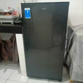 Kulkas 1 pintu Aqua