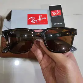 Ray-Ban RB4323F 710/33 s51 Polished Light Havana - SECOND