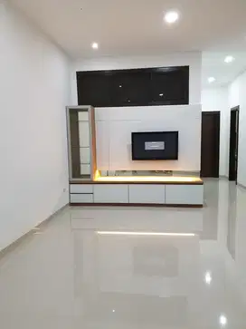 Dijual Rumah Bagus Keren Furnish Siap Huni Bersih  di Kembar Mas