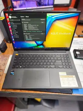 ASUS Laptop Vivobook S15 K5504v FHD i9-13900H 16GB 1TB bekas