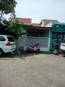 Dijual Rumah di Perum Jade Ville Blok D, Sidokepung - Buduran Siodarjo