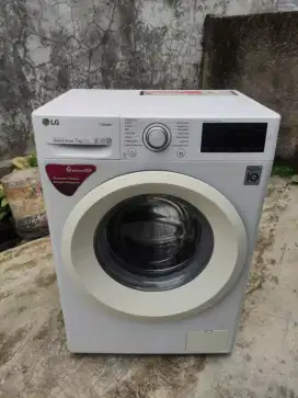 Mesin cuci front loading merk LG