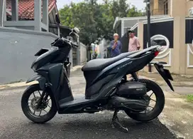 Honda Vario 125 CBS ISS (Tipe Tertinggi) MULUSSS Pajak Hidup Panjang