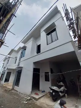 Ready rumah 2 lantai setu cipayung