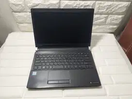 Laptop Toshiba R73 Core i5 GEN 7 RAM 8/256GB 13inch M-WKJ