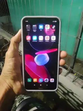 Redmi 8 ram 3/32 jaringan 4g