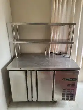 CROWN Under Counter Chiller + Upper ex. Resto