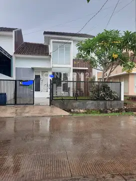 Rumah Tinggal Permata Legenda 3 Dekat Gerbang Masuk
