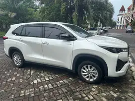 Innova Zenix G Hybrid 2023 White putih Zenix 2024 type G Surabaya