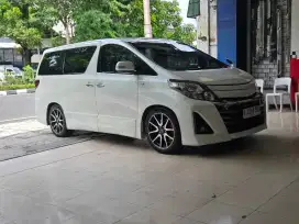 Dijual Mobil Toyota Alphard GS Tahun 2013
