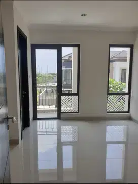 Disewakan Rumah Siap Pakai di Podomoro Park