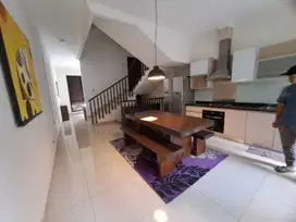 Disewakan Rumah Minimalis Full Furnish di Setra Duta Bandung