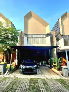 Rumah Second Fully Furnished Dalam Townhouse Di Bambu Apus Jakarta Tim
