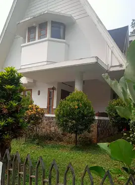 Sentul City Rumah dijual Taman Parahyangan Golf  Sentul City