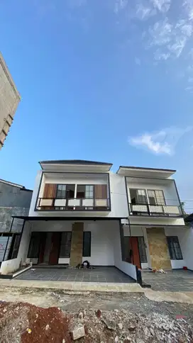MUNGPUNG MASIH MURAH! RUMAH CLUSTER BARU CEPAT HUNI DEKAT LRT CIBUBUR